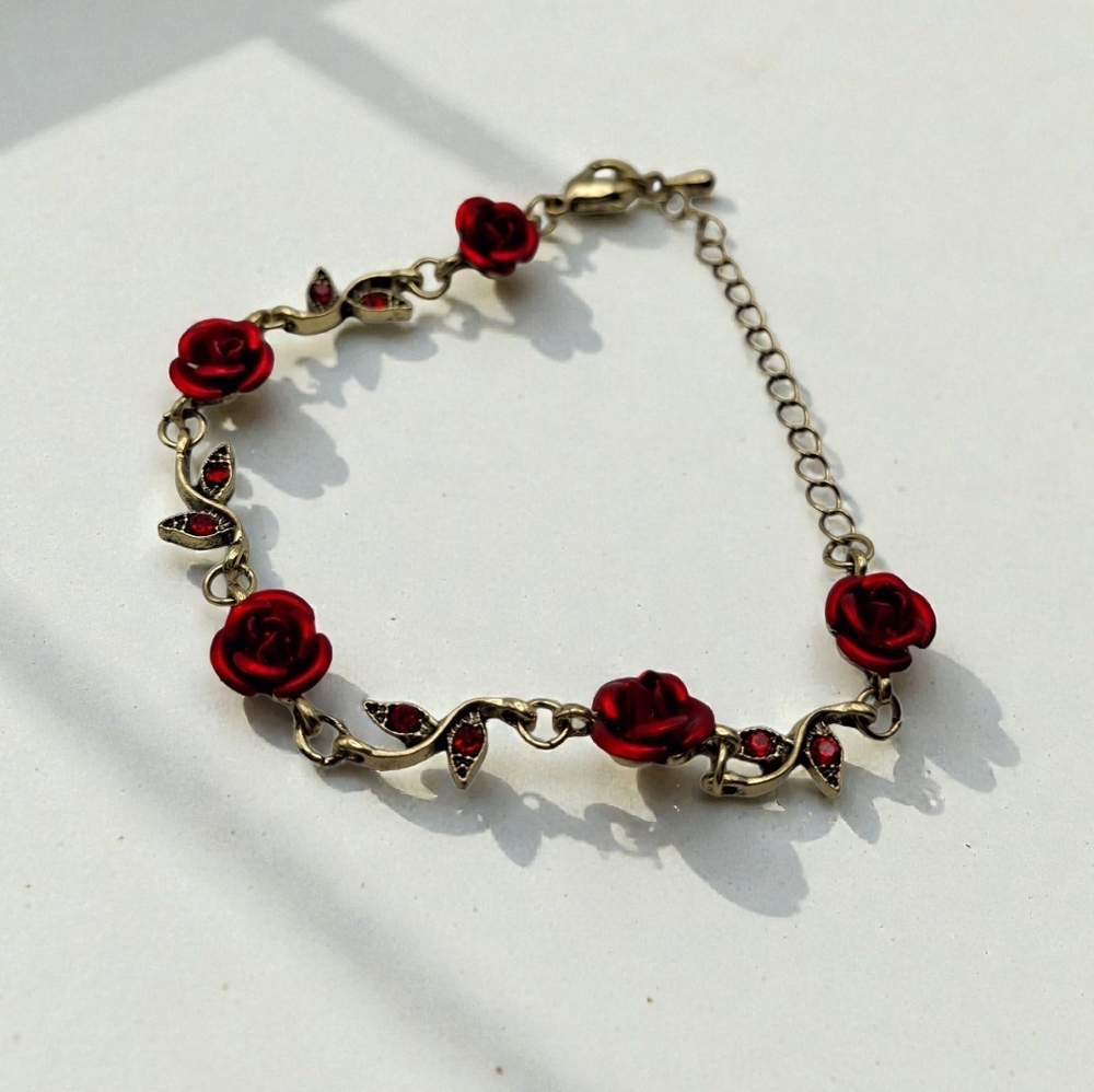 NWT Red Roses Bracelet